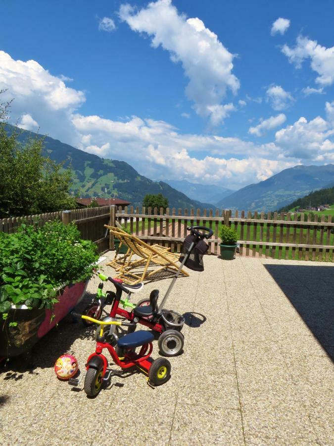 Ferienwohnung Point Hainzenberg Exteriér fotografie